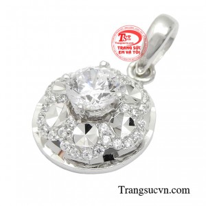 Sản phẩm giúp phô diễm vẻ đẹp nữ tính của một cô gái luôn biết cách chăm chút cho bản thân.