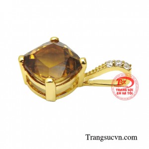 Thạch anh của sự trù phú, giàu có, giúp bạn thể hiện và thu hút sự giàu có và thịnh vượng, thành công, và tất cả những điều tốt đẹp