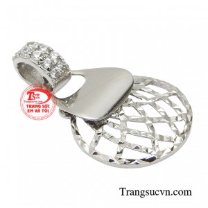 Chắc chắn với món trang sức tinh xảo này sẽ khiến bạn hài lòng.