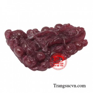 Phật Quan âm là biểu tượng của pháp lực từ bi, giác ngộ, giúp cho người khổ nạn