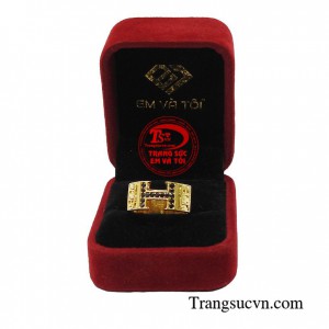 Chiếc nhẫn nam là một phụ kiện đắc lực giúp các quý ông thể hiện được bản lĩnh, phong cách riêng của mình