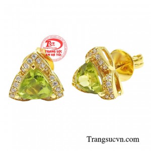 Sản phẩm cũng có thể tạo điểm nhấn, giúp bạn toát lên phong thái sang trọng, xa hoa và quý phái.