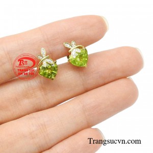 Trang Sức Em Và Tôi đồng hành cùng bạn đẹp rạng rỡ mỗi ngày.