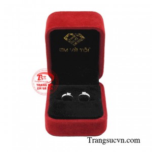 Hoa tai trẻ em vàng trắng