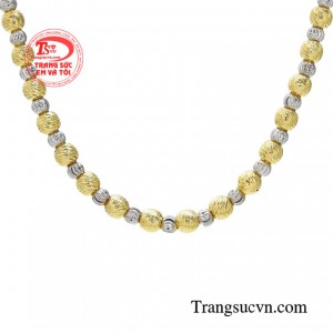 Chỉ với món đồ này bạn sẽ không mất quá nhiều thời gian để phối đồ, chỉ cần lựa chọn ngẫu nhiên cũng khiến bạn trở nên vô cùng thời trang trong mắt người đối diện. 