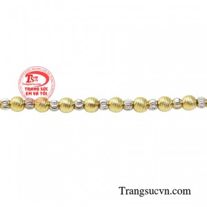 Sản phẩm sẽ là gợi ý hữu ích giúp bạn nổi bật giữa đám đông.