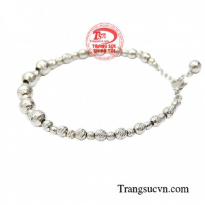 Sản phẩm là món phụ kiện không thể thiếu trong bộ sưu tập trang sức của các cô nàng