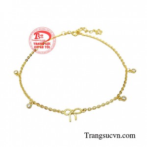 Lắc chân duyên dáng  điểm xuyến họa tiết xinh xắn giúp đôi chân của các cô nàng thêm nổi bật và nữ tính