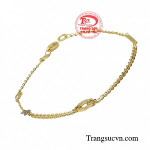 Nếu bạn là người yêu thích sự hoàn mỹ thì hãy sở hữu ngày cho mình sản phẩm nhẫn nữ này