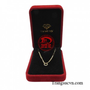 Lắc tay chữ love dễ thương đượ thiết kế theo phong cách Hàn Quốc trẻ trung và thời trang