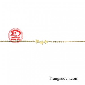 Sản phẩm khi mang lên tay đem lại sự sáng sủa, tinh tế và hợp nhiều loại trang phục. 