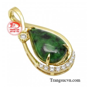 Loại ngọc này sẽ trở nên rực rỡ và tươi sáng hơn khi chủ nhân ở trong thời kỳ đỉnh cao