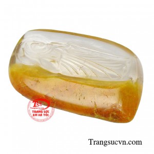 Không chỉ riêng chiếc mặt dây này mà mọi tác phẩm nghệ thuật đều được lấy cảm hứng từ Đức Mẹ Maria.