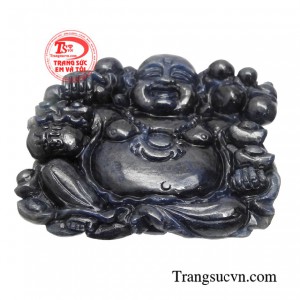 Chỉ cần nhìn ngắm khuôn mặt Phật, người buồn phiền cũng có thể thấy vui lên.