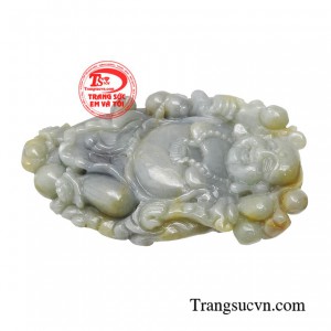 Người ta cho rằng, Sapphire làm cho con người trở nên bình tĩnh, chế ngự niềm đam mê và có khả năng ảnh hưởng tới dòng chảy của thời gian.