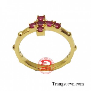 Nhẫn thánh giá ruby