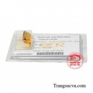 Viên thạch anh vàng đại cát mang đến vận may dành cho người mang mệnh Kim và Thổ