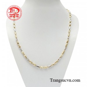 Dây chuyền phong cách bản lĩnh thiết kế đón đầu xu hướng