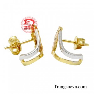 Sản phẩm dễ dàng kết hợp với mọi loại trang phục từ đơn giản đến cầu kỳ. 