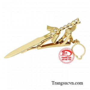 Từng đường nét mạnh mẽ, nam tính trên chất liệu vàng thượng hạng 18k