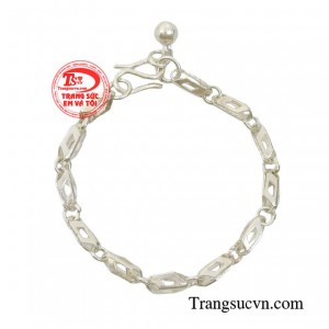 Xuất phát từ mong muốn lưu giữ những kỷ niệm đẹp của bé. 