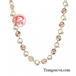 Tinh tế và thanh lịch chính là những tiêu chuẩn hàng đầu trong chế tác