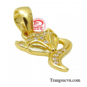 Hiện nay người ta xem hồ ly là vật phẩm phong thủy, trang sức phong thủy để mang bên mình như lá bùa hộ mệnh