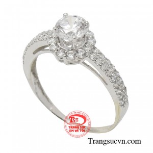 Điểm nhấn chính của sản phẩm ở sự mềm mại nhưng chắc chắn