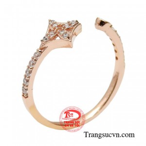 Nhẫn nữ vàng hồng duyên dáng là một phần quan trọng của phụ nữ