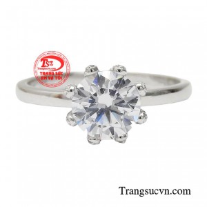 Dù bạn là ai thì với chiếc nhẫn này bạn vẫn có thể đẹp theo cách của riêng mình, để luôn mặc đẹp, tự tin và thành công mỗi ngày.