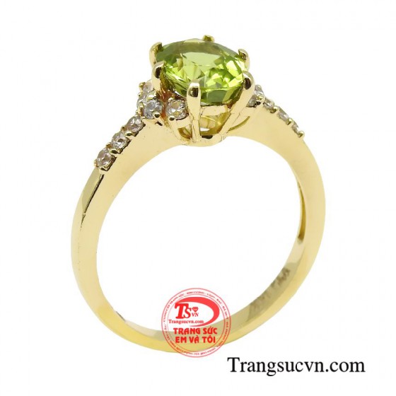 Nhẫn nữ peridot kiêu sa