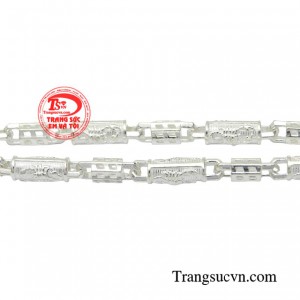 Không chỉ thành công trong sự nghiệp mà còn hoàn thiện hơn trong diện mạo của chính mình. 