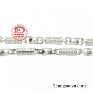 Tạo ra sản phẩm có độ bóng đẹp, chắc chắn và sắc nét với nhiều mức giá phù hợp mọi khách hàng. 