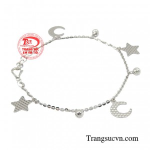 Sản phẩm sẽ khiến bạn trở nên thu hút đầy tự tin trong mọi hoàn cảnh.