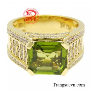 Cũng bởi thế mà phái đẹp luôn bị thu hút bởi sự thành công và lịch lãm của phái mạnh.