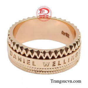 Sản phẩm cũng được xem như món phụ kiện khiến các anh trở nên đẳng cấp, quyến rũ bởi những giá trị và ý nghĩa mà nó mang lại.