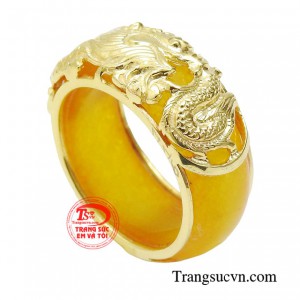 Được chế tác đầy tâm huyết từ đôi bàn tay tài hoa của thợ chế tác.