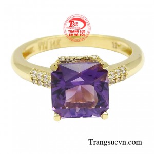 Ngoài ra, thạch anh tím còn là loại đá quý rất được tôn sùng bởi khả năng giúp cho tâm trí sáng suốt, điềm tĩnh, mang đến cảm giác bình yên, và tâm an.