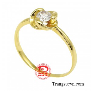 Chỉ cần khéo léo kết hợp trang phục cùng chiếc nhẫn nữ là bạn đã tạo được vẻ ngoài trẻ trung, cuốn hút và tràn đầy tự tin.