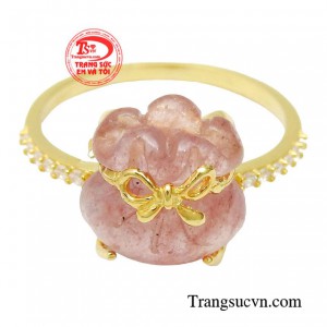 Nhẫn túi tiền thịnh vượng cũng được xem là một món quà ý nghĩa để tặng cho người thân, bạn bè hoặc đối tác kinh doanh, đặc biệt là trong các dịp lễ tết hoặc các dịp đặc biệt khác.