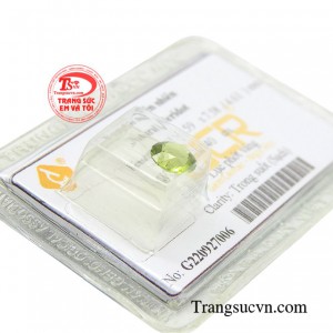 Peridot giúp mang đến thành công tài chính trong kinh doanh và các hình thức đầu cơ tài chính khác.