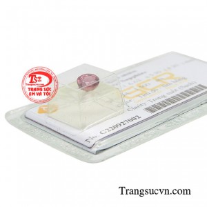 Đá Sapphire là bùa may mắn cho những người mệnh hỏa, mệnh thổ. 