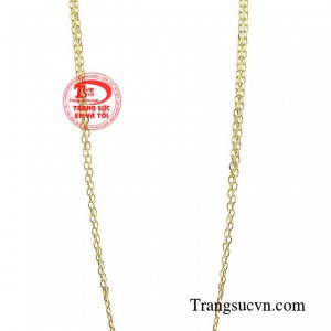 Vậy nên một chiếc dây chuyền cá tính nhưng không kém phần thanh lịch, phái nữ đã có thể phá bỏ giới hạn tạo nên một diện mạo mới cho chính mình.