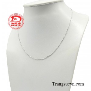 Chiếc dây chuyền sẽ là người bạn đồng hành cùng phái nữ trên hành trình khẳng định giá trị và giúp bạn tự tin hơn trong cuộc sống.