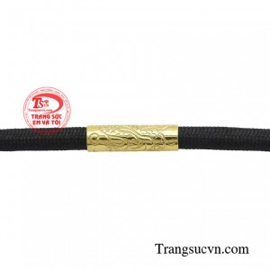 Rồng là biểu tượng của quyền uy, giúp người sử dụng thăng tiến trong sự nghiệp. 