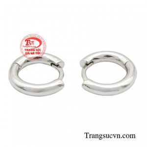 Do đó, xu hướng thiết kế đơn giản, nhã nhặn chú trọng vào chất lượng sản phẩm tinh xảo đang được ưa chuộng và lên ngôi. 