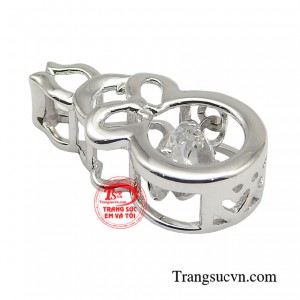 Sản phẩm mang tới phong cách và cảm xúc mới lạ đến cho người đeo vừa đáng yêu, vừa dịu dàng.