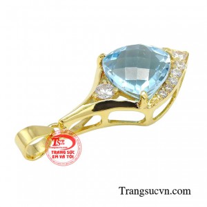 Được thể hiện ở tính chi tiết, kỹ thuật chạm khắc, chế tác điêu luyện, chứa đựng trong đó là sự đơn giản, quen thuộc dễ chạm vào cảm xúc người đeo. 