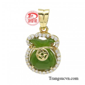 Mặt dây túi tiền như ý có tác dụng chiêu tài hút lộc, giúp mang lại vận khí may mắn cho chủ nhân