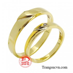Vì vậy nhẫn cưới sẽ tượng trưng cho một tình yêu lâu dài và hạnh phúc. 